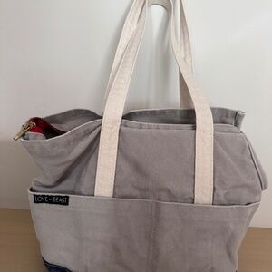 Love thy beast pet tote S